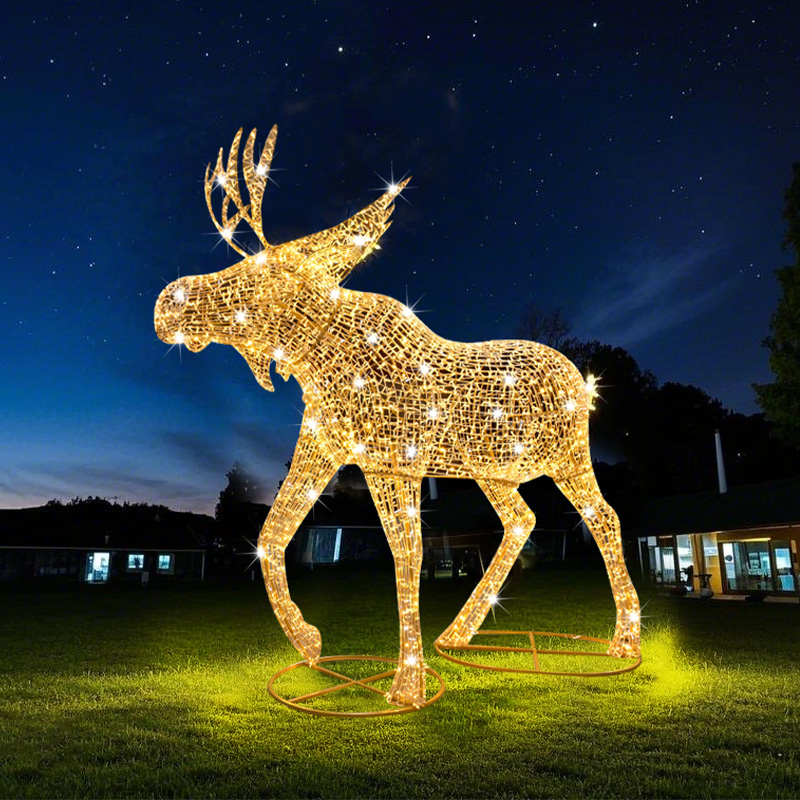 Large moose motif lights for outdoor Christmas street decoration
