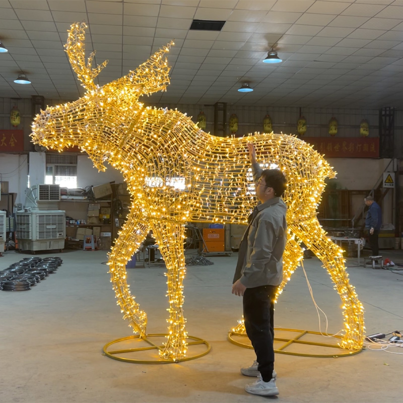 Outdoor LED moose Christmas moti