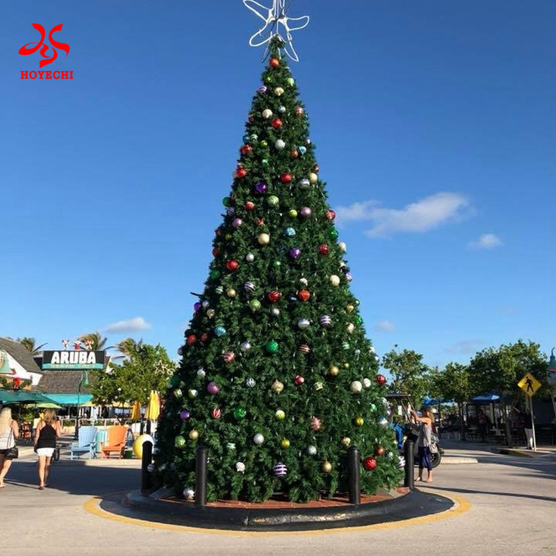 Large outdoor DMX512 Christmas tree decoration