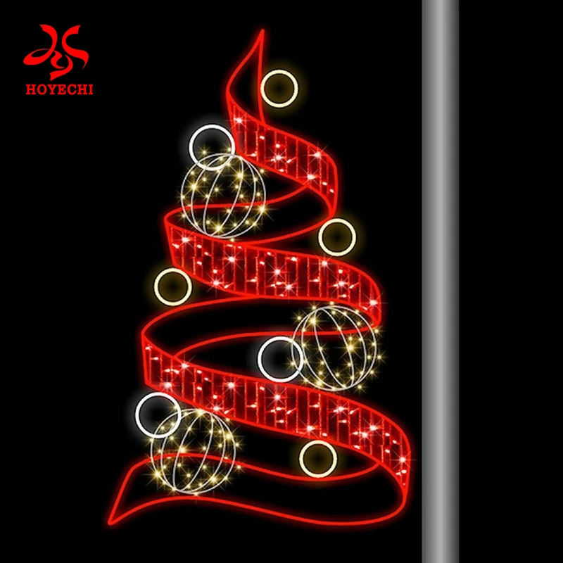 Pole mounted street motif lights for holiday city decoration