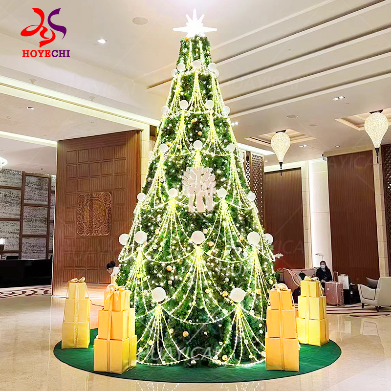 Outdoor DMX512 programmable lighted Christmas tree