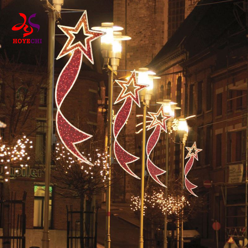 Outdoor waterproof pole mounted street motif lights