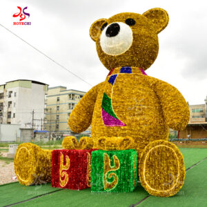دمية دب عملاق عملاق في الهواء الطلق بأضواء LED مزخرفة بأشكال دب عملاق في الهواء الطلق لتزيين مدخل المركز التجاري والمنتزه وساحة المدينة أثناء العطلات