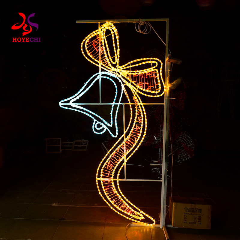 Pole Mount Motifs (2)