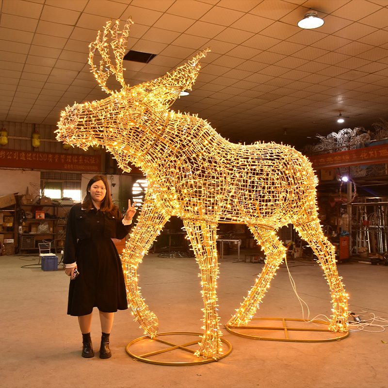 Moose motif lights for outdoor Christmas decoration in city street